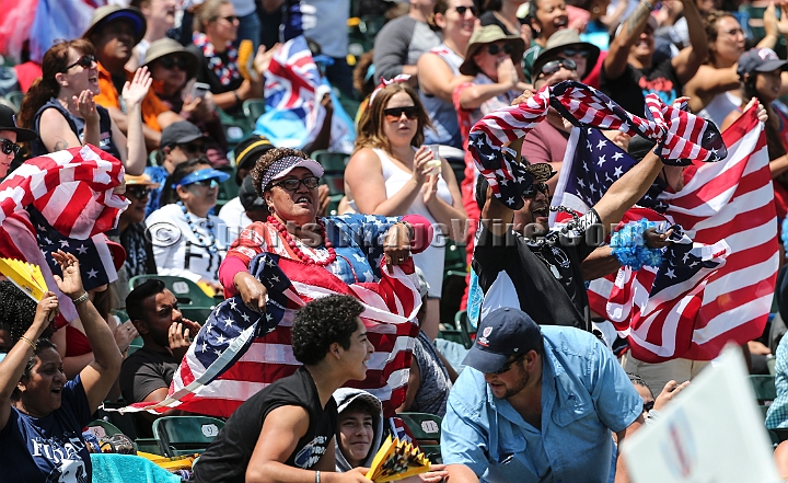 2018RugbySevensSat-13.JPG - United States fans react after a try against New Zealand in the women's championship semi-finals of the 2018 Rugby World Cup Sevens, Saturday, July 21, 2018, at AT&T Park, San Francisco. New Zealand defeated the United States 26-21. (Spencer Allen/IOS via AP)